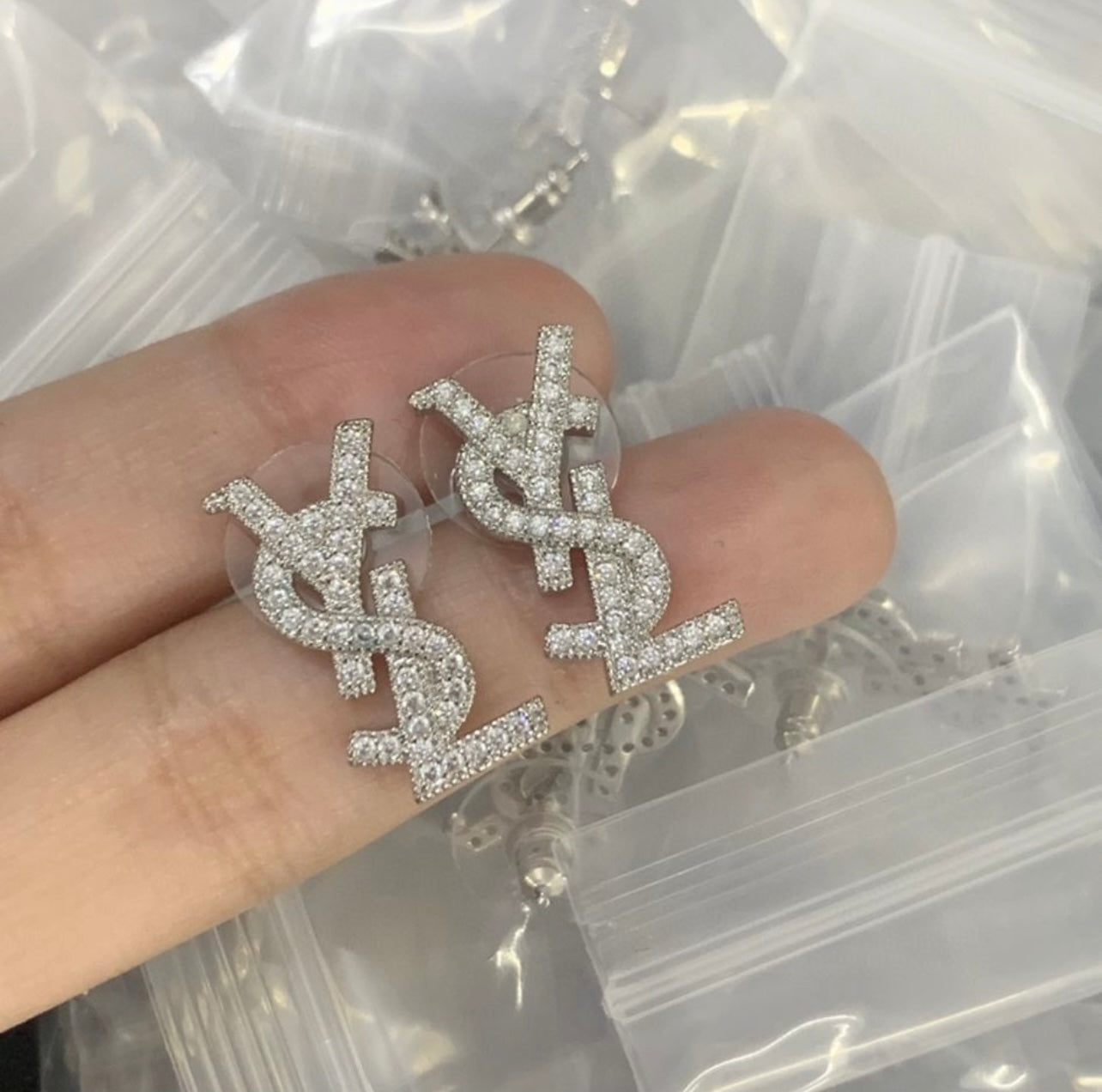 Boucle d’oreilles YVES Silver strass
